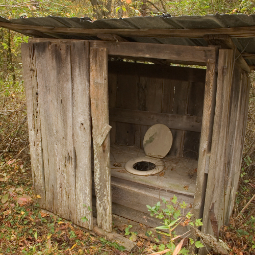 Zápach z latríny- příčiny a jak ho odstranit (bez chemie)4
